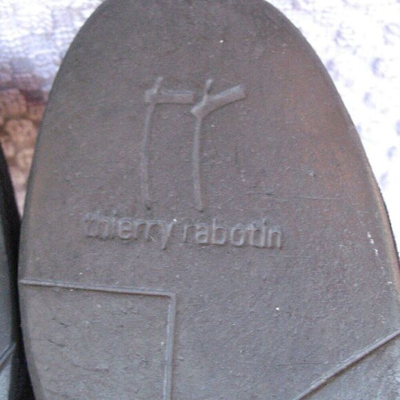 Thierry Rabotin Grace Suede Black Flats - Picture 10 of 10